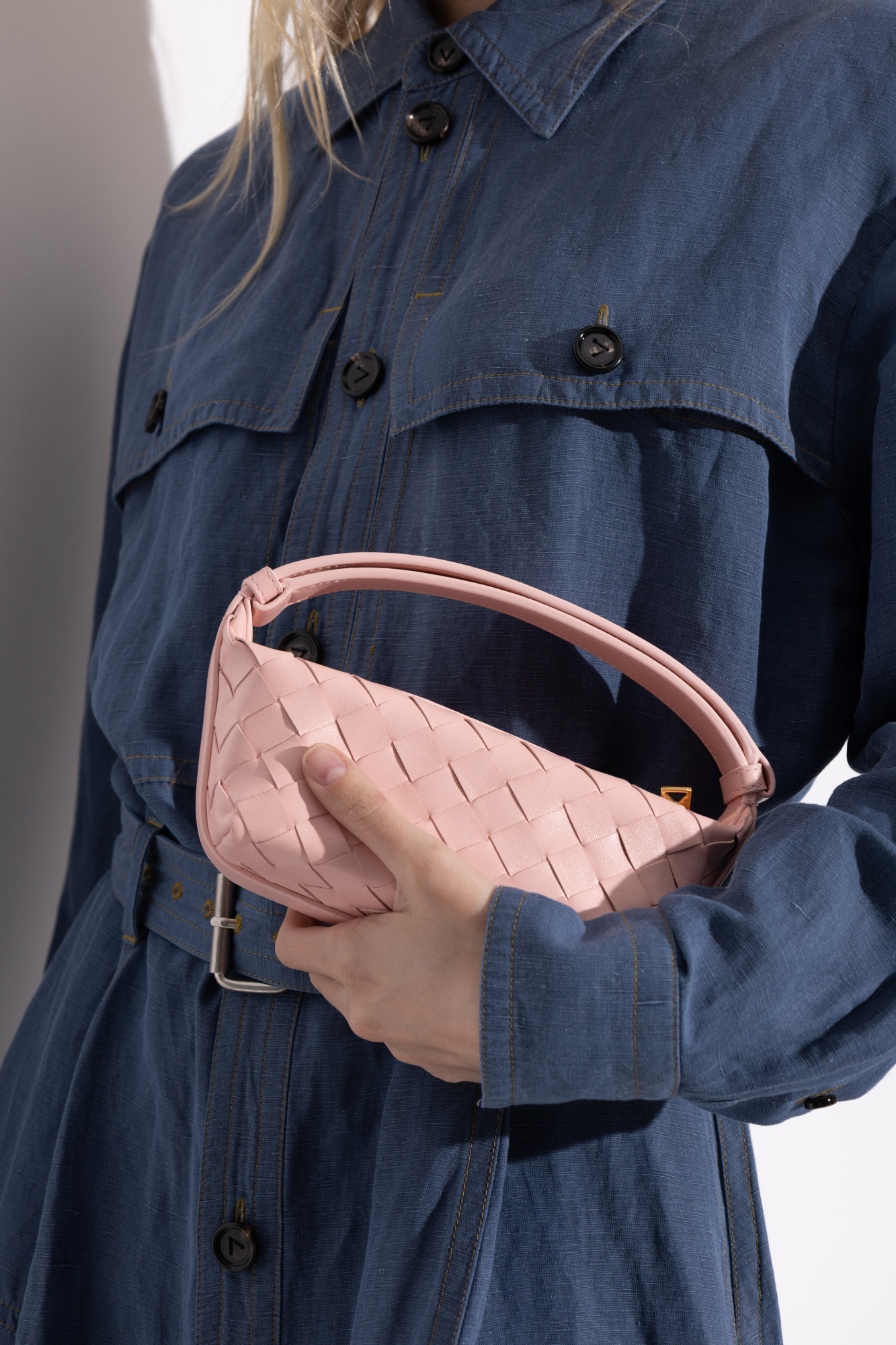 BOTTEGA VENETA HAND BAG (827396V3IV0 6850)